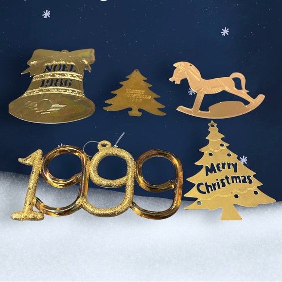 Engraved Gold Colored 1980s & 1990s Christmas Ornaments. Lot of 5 - Picture 1 of 7